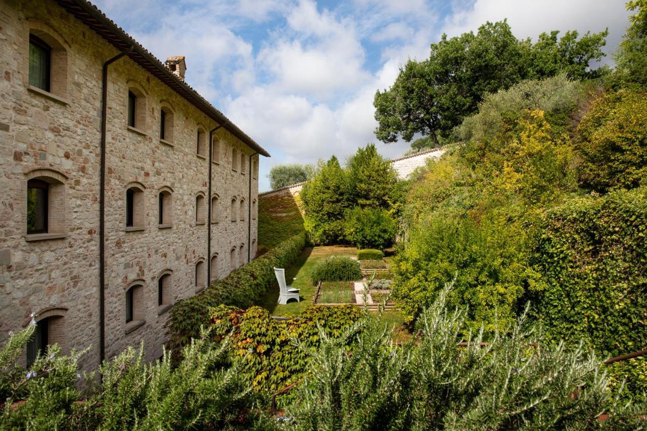 Park Hotel Ai Cappuccini Gubbio Buitenkant foto