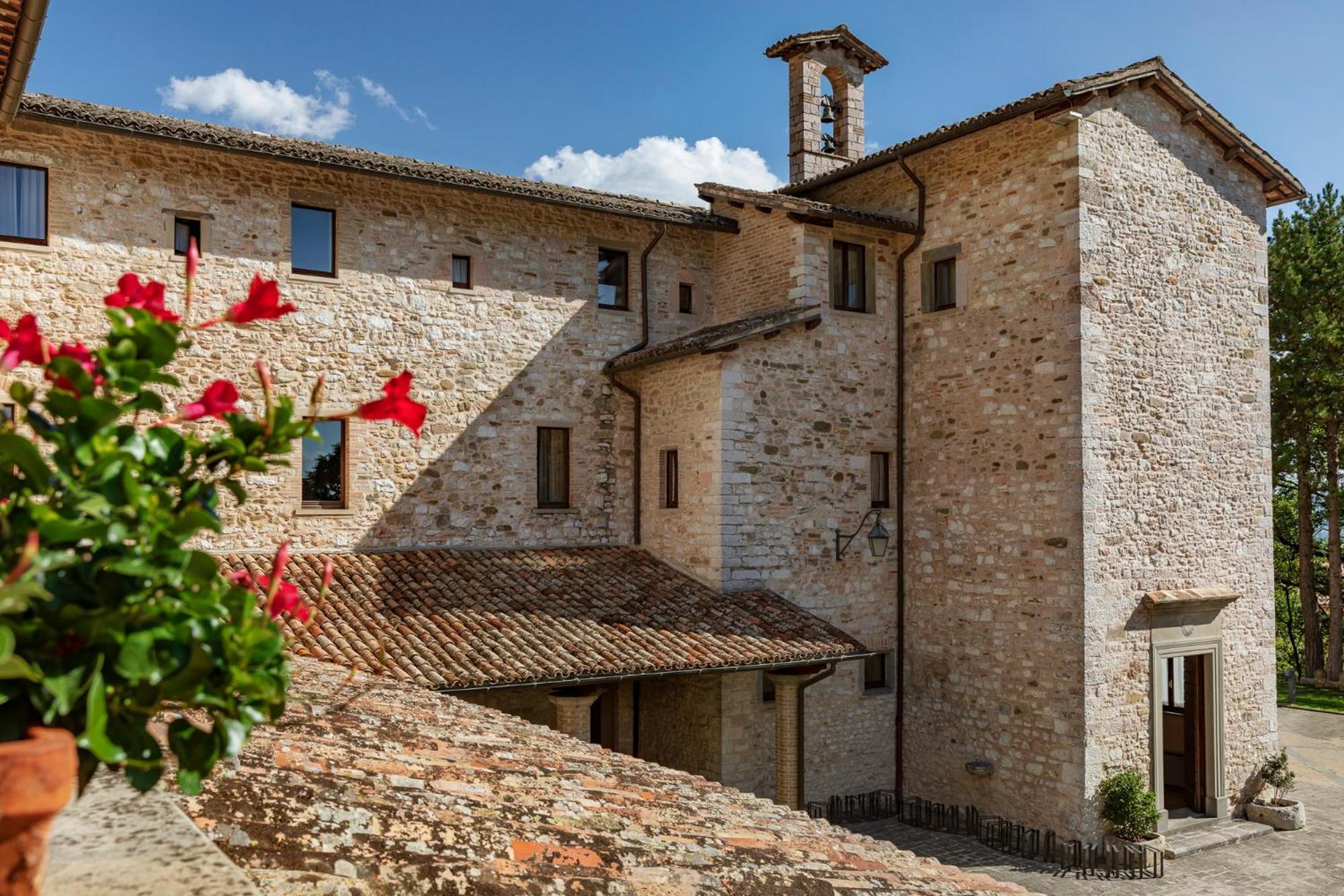 Park Hotel Ai Cappuccini Gubbio Buitenkant foto