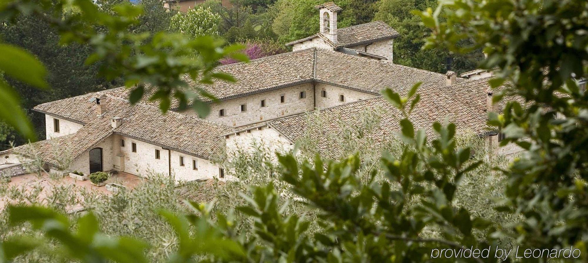 Park Hotel Ai Cappuccini Gubbio Buitenkant foto